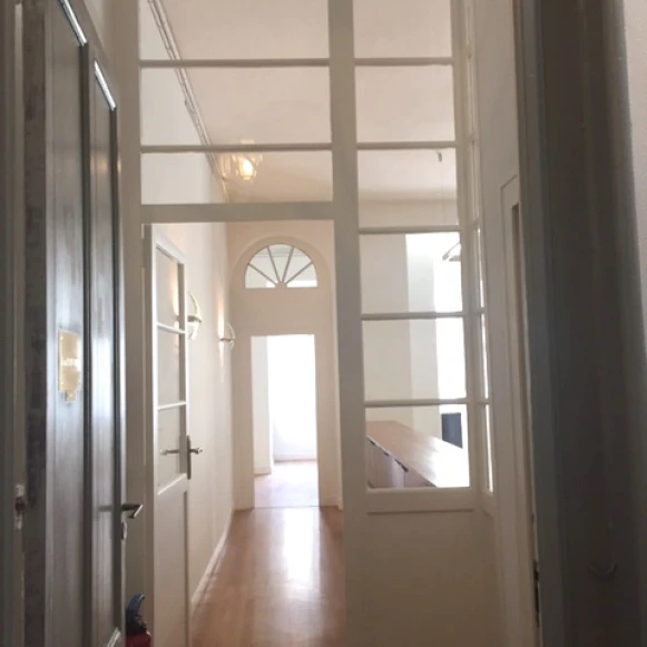 Espace indépendant 78 m² 12 postes Location bureau Quai des Chartrons Bordeaux 33000 - photo 3