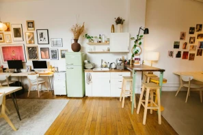 Open Space - 75010 - 12 postes - 300€