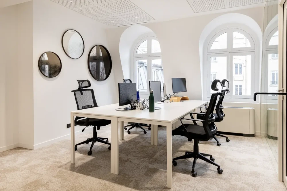 Bureau privé - 75009 - 12 postes - 7800€