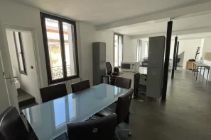 Espace indépendant - 93200 - 11 postes - 2480€