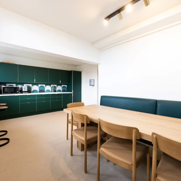 Open Space  5 postes Location bureau Rue de l'Université Paris 75007 - photo 6