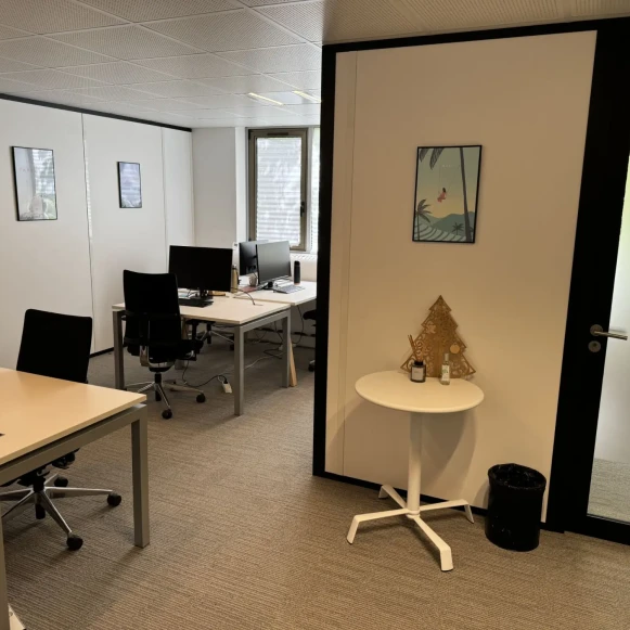 Bureau privé 40 m² 8 postes Location bureau Rue de Villiers Neuilly-sur-Seine 92200 - photo 4