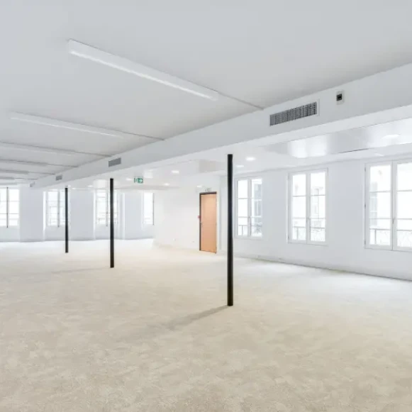 Espace indépendant 356 m² 45 postes Location bureau Rue du Faubourg Saint-Antoine Paris 75012 - photo 1