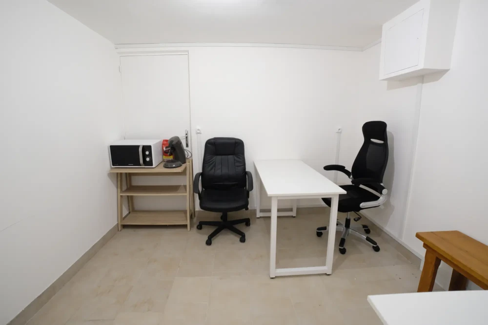 Bureau privé - 94190 - 2 postes - 600€