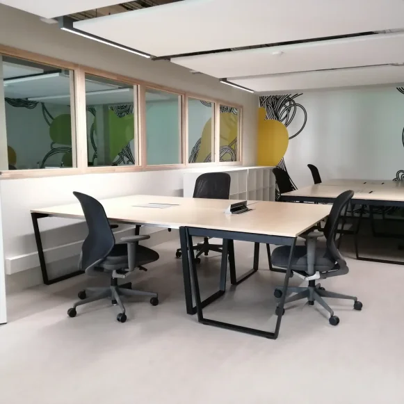 Open Space  17 postes Location bureau Rue de Srebrenica Paris 75020 - photo 4