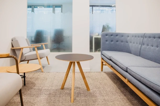 Bureau privé - 75008 - 12 postes - 10748€