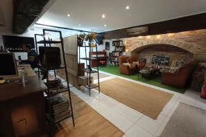 Open Space - 31000 - 4 postes - 250€