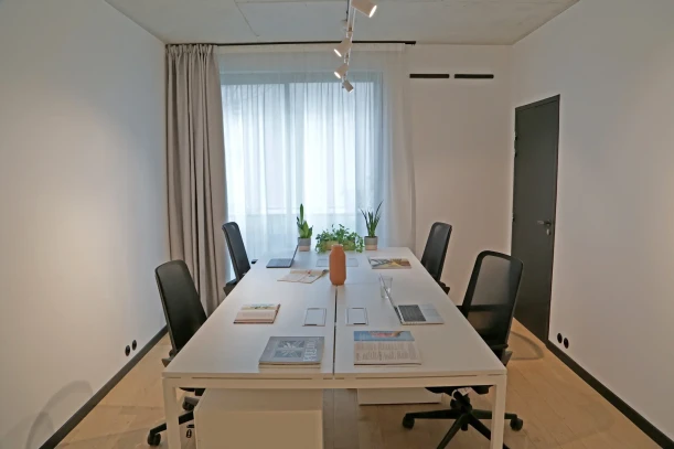 Bureau privé - 75011 - 4 postes - 3200€