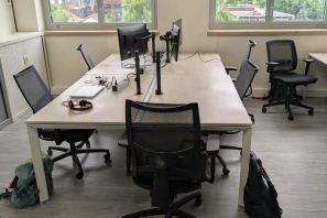 Bureau privé - 94110 - 10 postes - 2400€