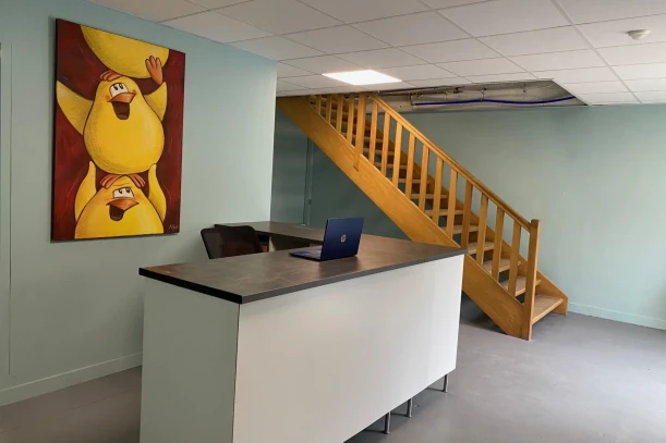 Bureau privé - 78990 - 1 poste - 297€