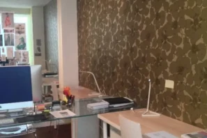 Open Space - 75010 - 2 postes - 400€