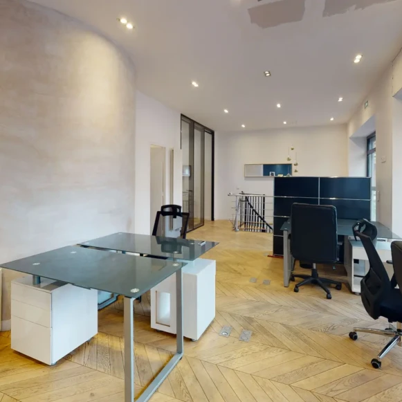 Espace indépendant 103 m² 16 postes Location bureau Rue Auguste Laurent Paris 75011 - photo 3