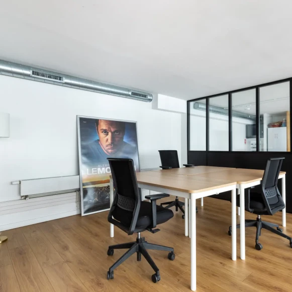 Espace indépendant 80 m² 15 postes Coworking Rue Henri Chevreau Paris 75020 - photo 10