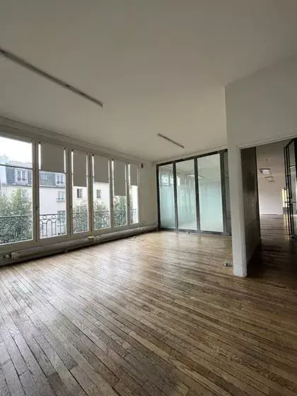 Espace indépendant - 75003 - 26 postes - 16000€