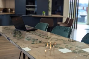 Open Space - 42700 - 10 postes - 149€