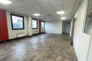 Bureau privé - 92110 - 11 postes - 1222€