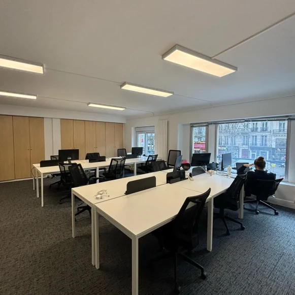 Espace indépendant 400 m² 60 postes Location bureau Boulevard de Strasbourg Paris 75010 - photo 9