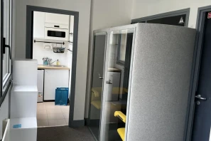 Open Space - 92300 - 8 postes - 350€