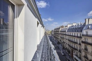 Bureau privé - 75008 - 12 postes - 4500€