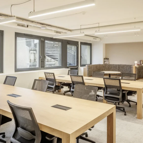 Espace indépendant 187 m² 27 postes Location bureau Avenue Charles de Gaulle Neuilly-sur-Seine 92200 - photo 7
