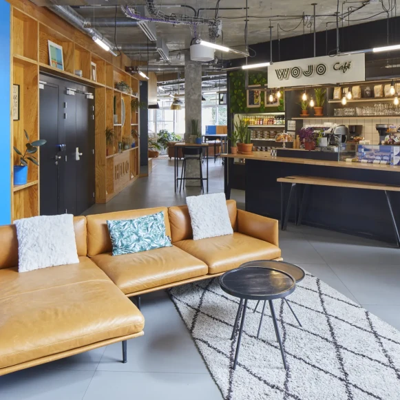 Bureau privé 25 m² 7 postes Location bureau Rue Camille Desmoulins Issy-les-Moulineaux 92130 - photo 3