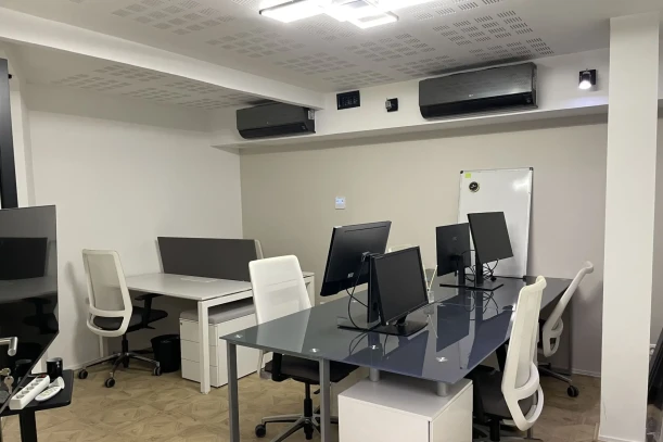 Bureau privé - 75014 - 6 postes - 1700€