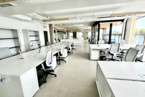 Bureau privé - 76100 - 18 postes - 5600€