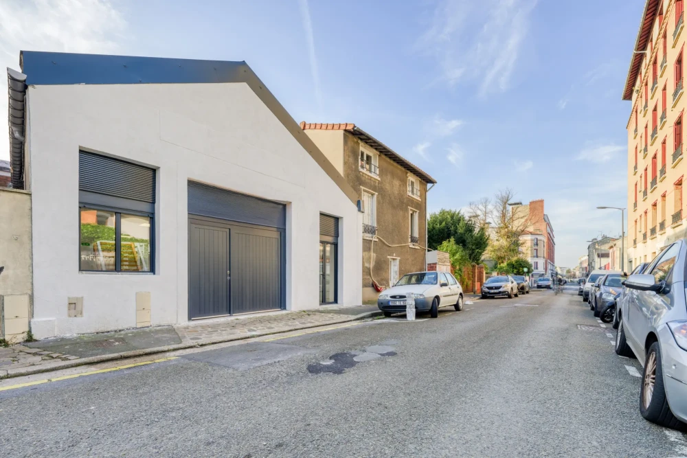 Espace indépendant - 92240 - 40 postes - 5500€