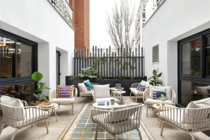 Open Space - 75015 - 12 postes - 390€