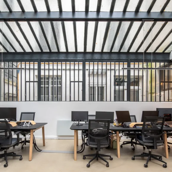 Espace indépendant 214 m² 35 postes Location bureau Rue Elzevir Paris 75003 - photo 6