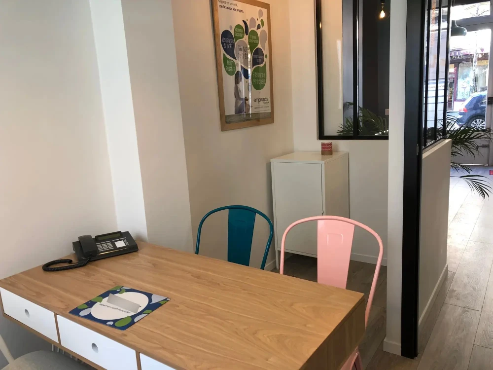 Bureau privé - 75011 - 1 poste - 650€