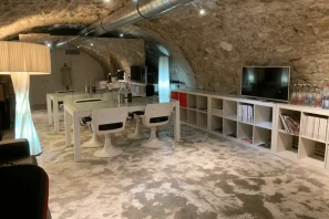 Bureau privé - 75003 - 8 postes - 1890€