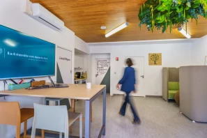 Open Space - 21370 - 4 postes - 250€