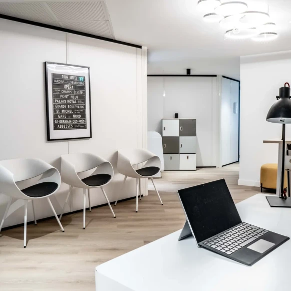 Bureau privé 22 m² 5 postes Location bureau Rue de Rouvray Neuilly-sur-Seine 92200 - photo 2