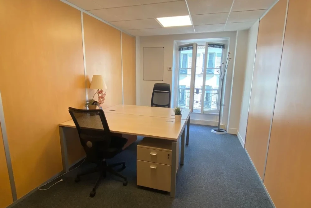 Bureau privé - 75001 - 1 poste - 1330€