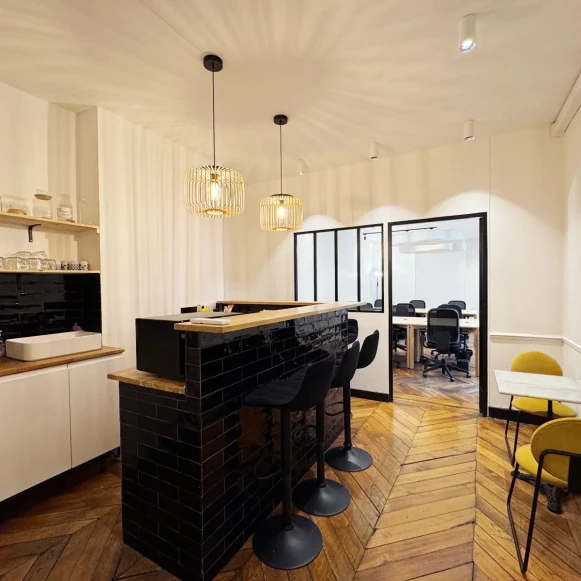 Espace indépendant 100 m² 18 postes Location bureau Rue de Châteaudun Paris 75009 - photo 5