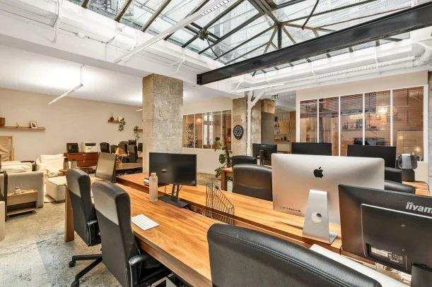 Espace indépendant - 75004 - 24 postes - 11760€