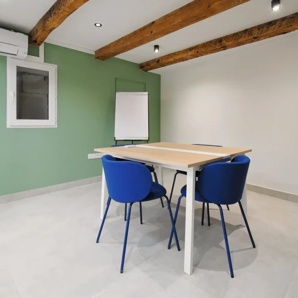 Espace indépendant 150 m² 16 postes Location bureau Rue d'Arcole Marseille 13006 - photo 3