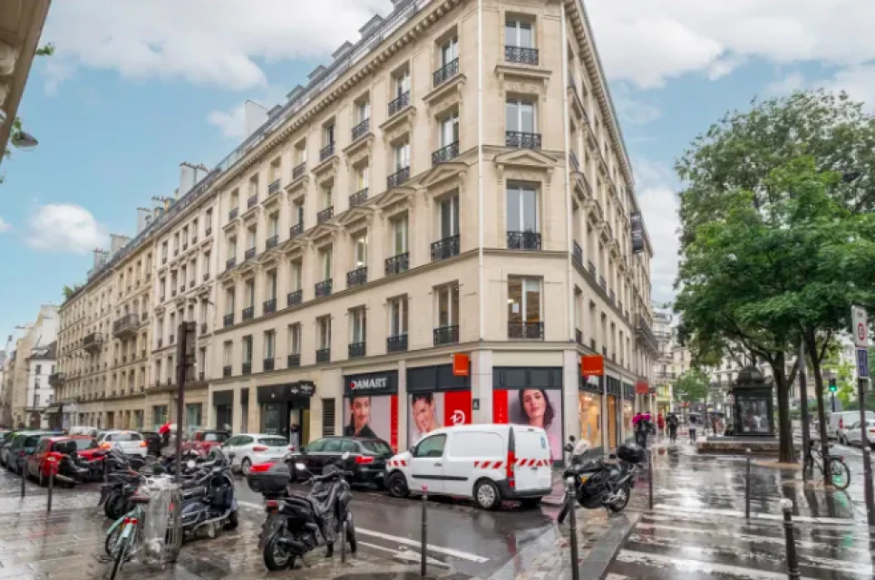 Regus - Paris, Rue Jean Lantier