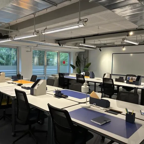 Bureau privé 70 m² 14 postes Coworking Rue Marc Sangnier Bègles 33130 - photo 5