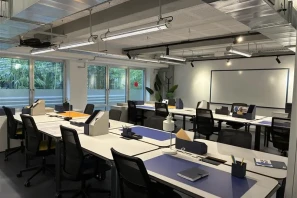 Bureau privé - 33130 - 14 postes - 5096€