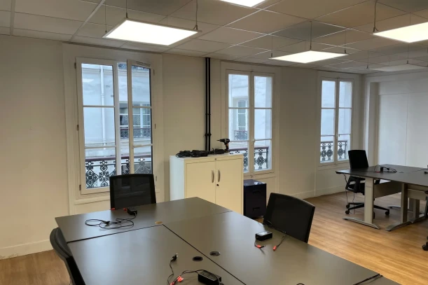 Bureau privé - 75009 - 10 postes - 5500€