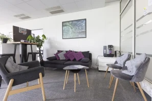 Bureau privé - 69007 - 30 postes - 8500€