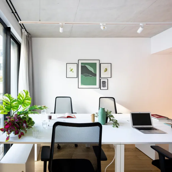 Bureau privé 15 m² 4 postes Location bureau Boulevard Voltaire Paris 75011 - photo 9