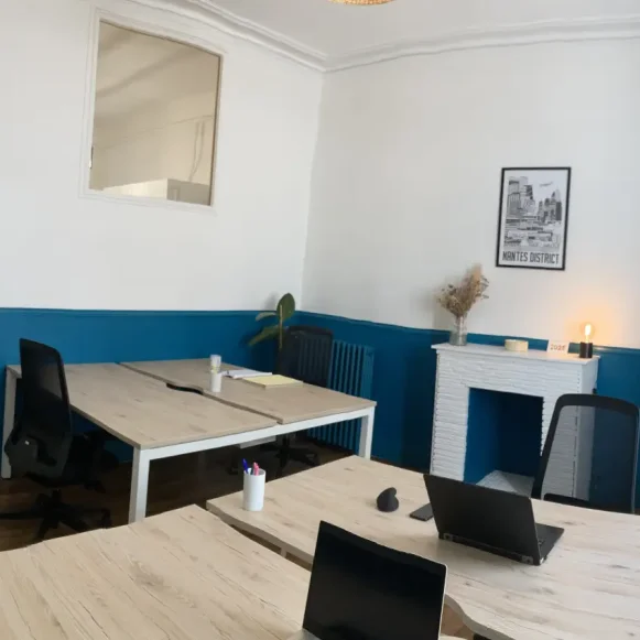 Bureau privé 35 m² 4 postes Location bureau Rue Félibien Nantes 44000 - photo 3