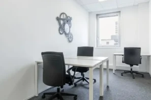 Bureau privé - 95000 - 3 postes - 1010€