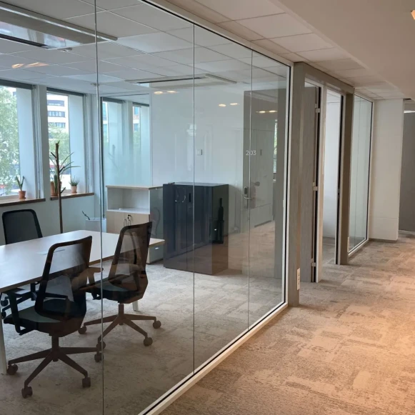 Bureau privé 150 m² 29 postes Coworking Avenue Charles de Gaulle Neuilly-sur-Seine 92200 - photo 1