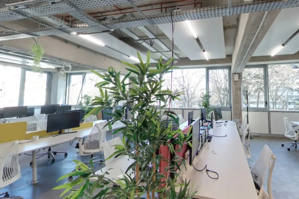 Open Space - 75013 - 1 poste - 279€