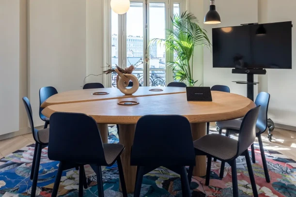 Espace indépendant - 75009 - 40 postes - 38400€