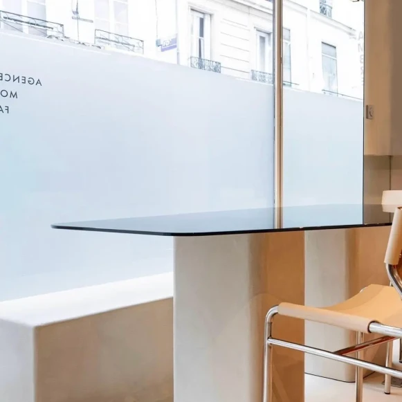 Bureau privé 25 m² 4 postes Location bureau Rue d'Aboukir Paris 75002 - photo 2